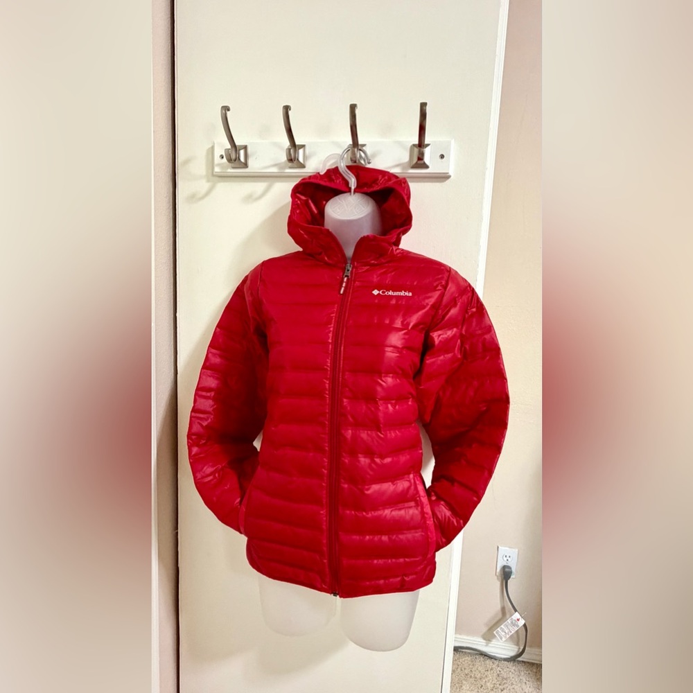 Columbia girl size L, woman size XS red puffer jacket